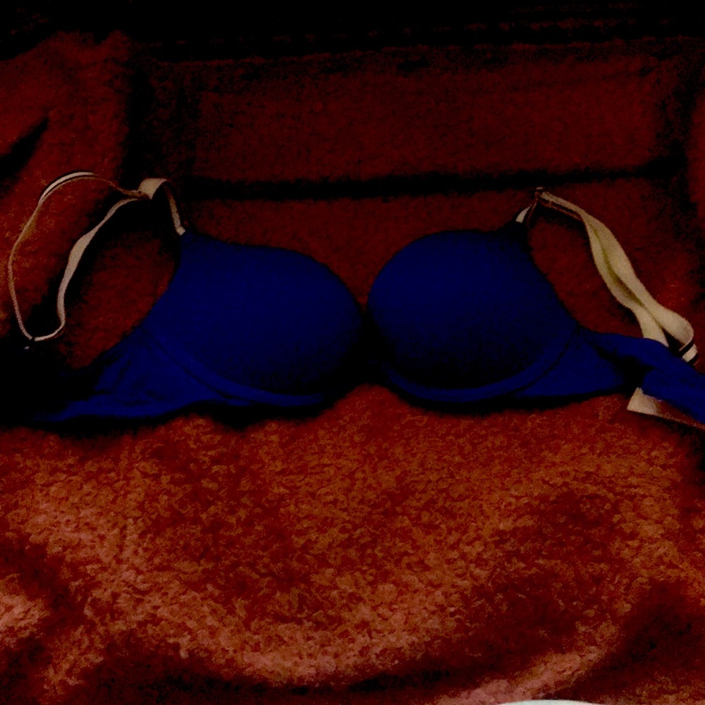 32A pink wear everywhere push-up